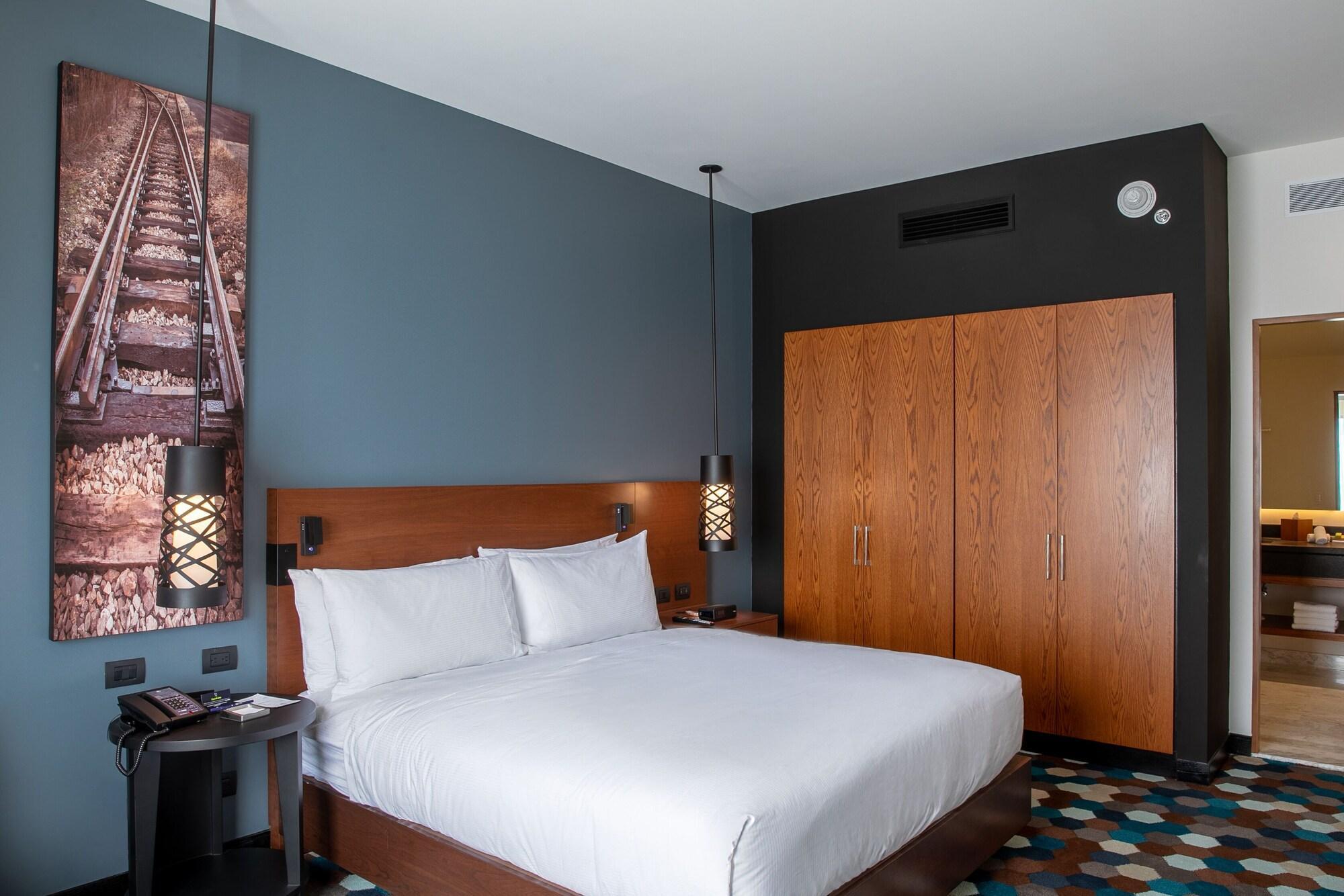 Doubletree By Hilton Celaya Celaya  Eksteriør bilde