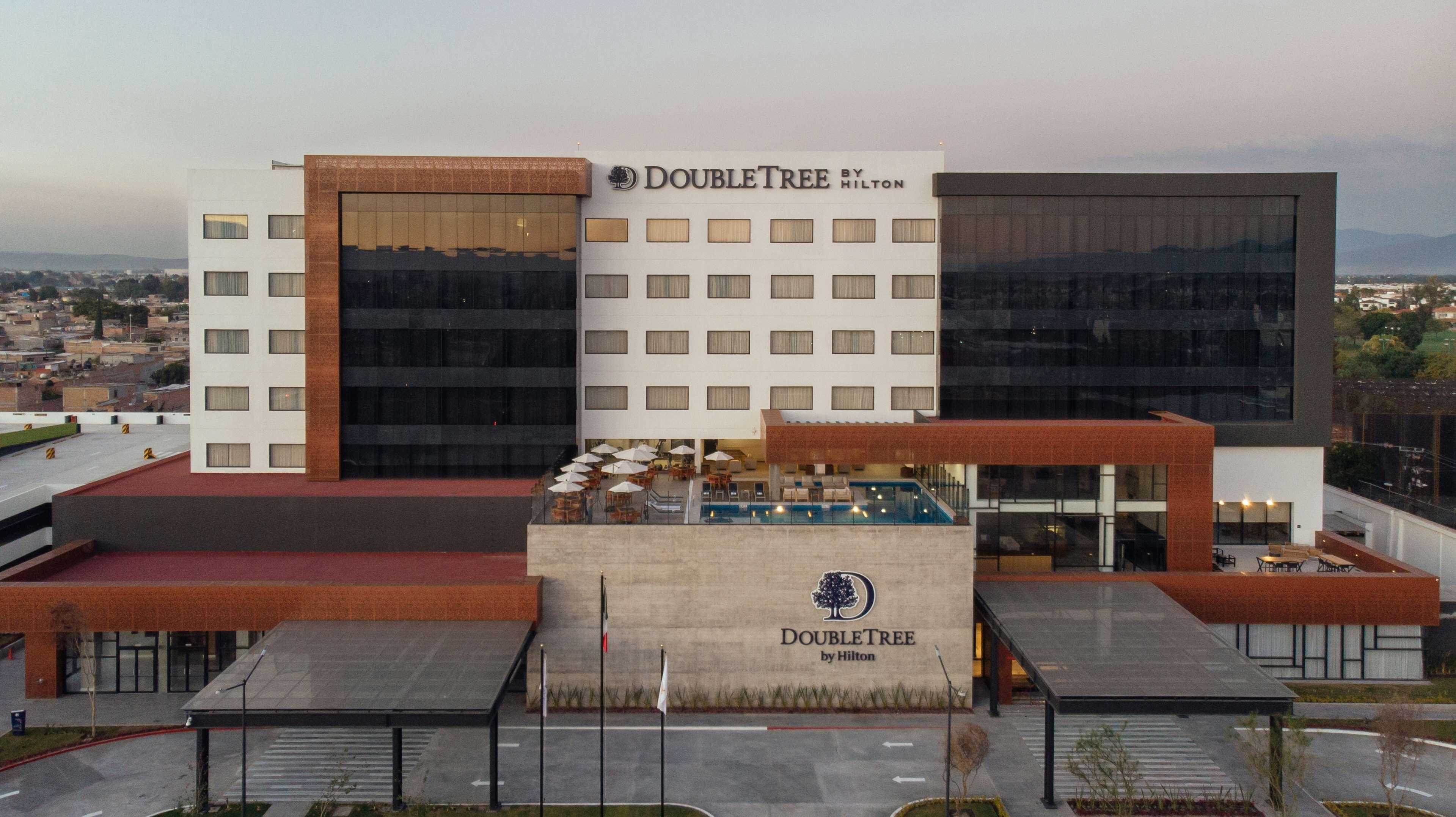 Doubletree By Hilton Celaya Celaya  Eksteriør bilde
