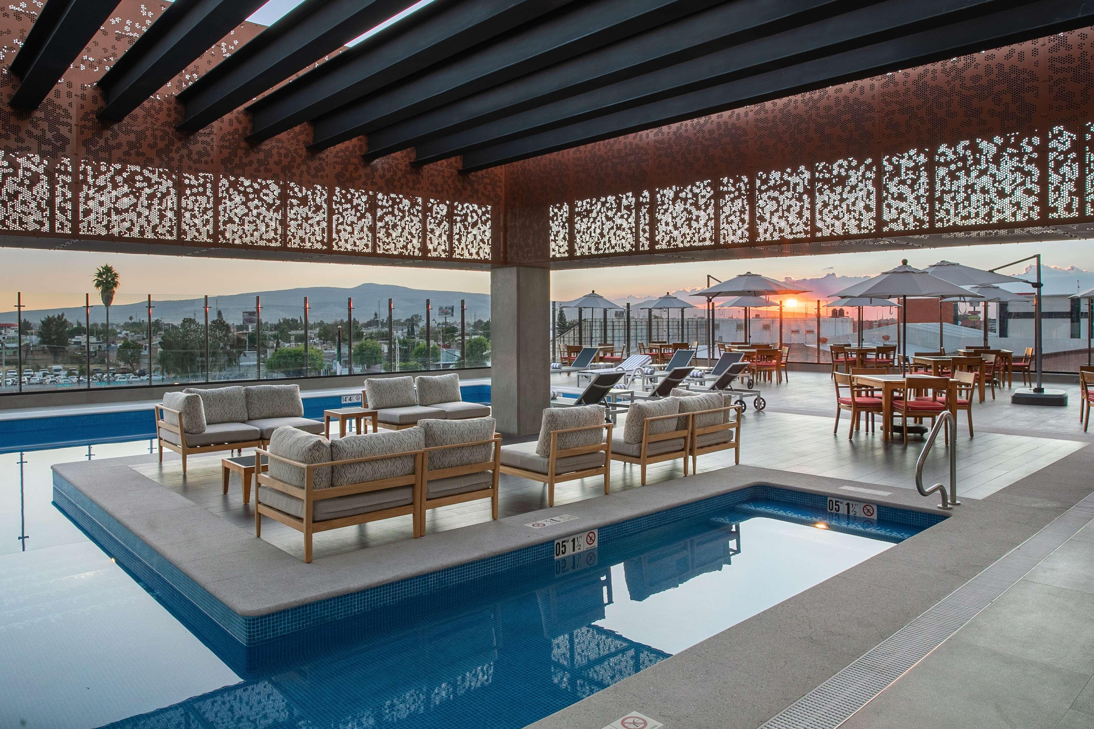 Doubletree By Hilton Celaya Celaya  Eksteriør bilde