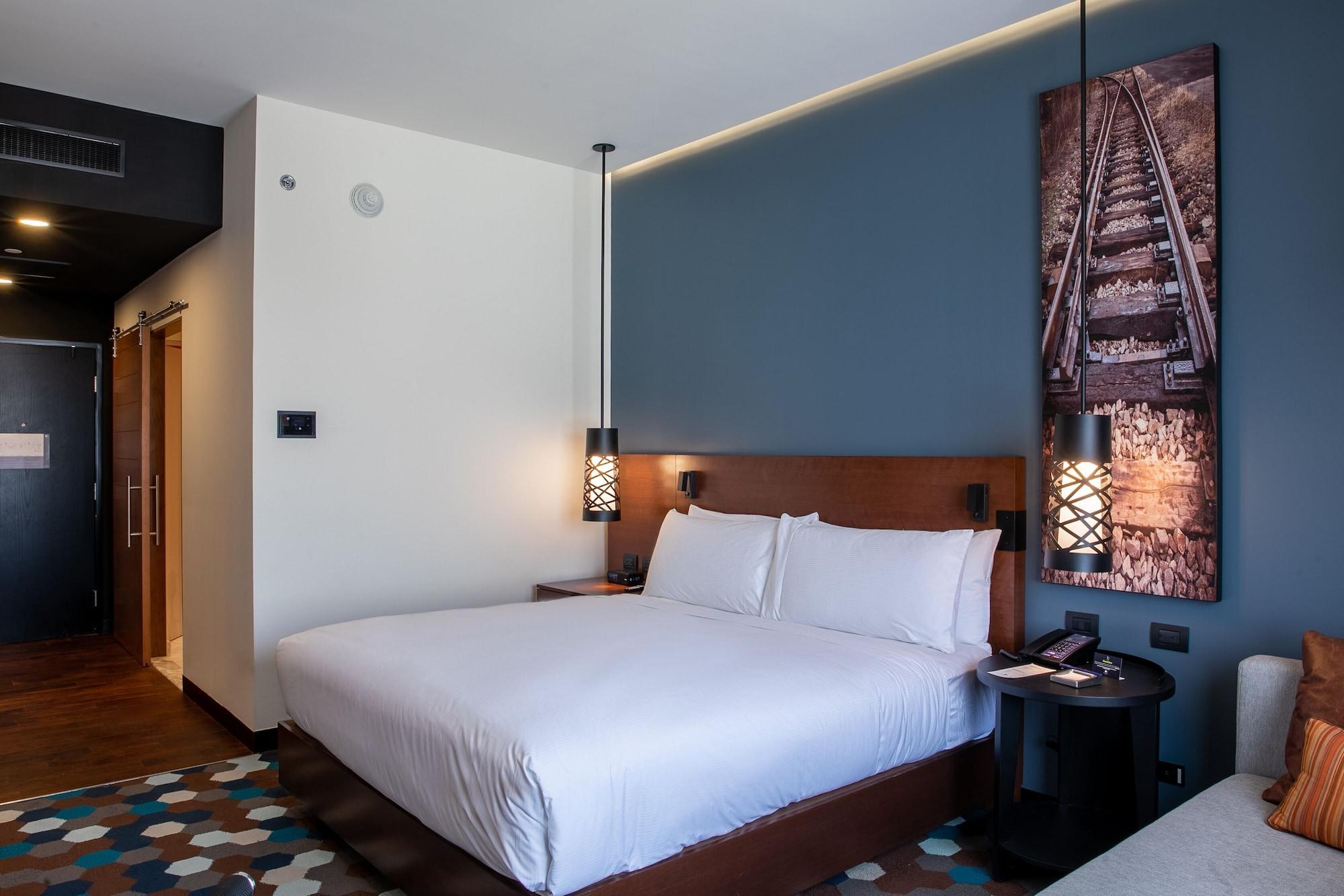 Doubletree By Hilton Celaya Celaya  Eksteriør bilde