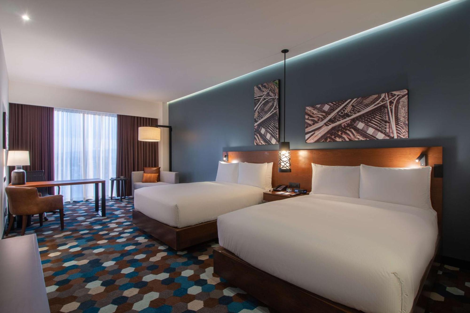 Doubletree By Hilton Celaya Celaya  Eksteriør bilde