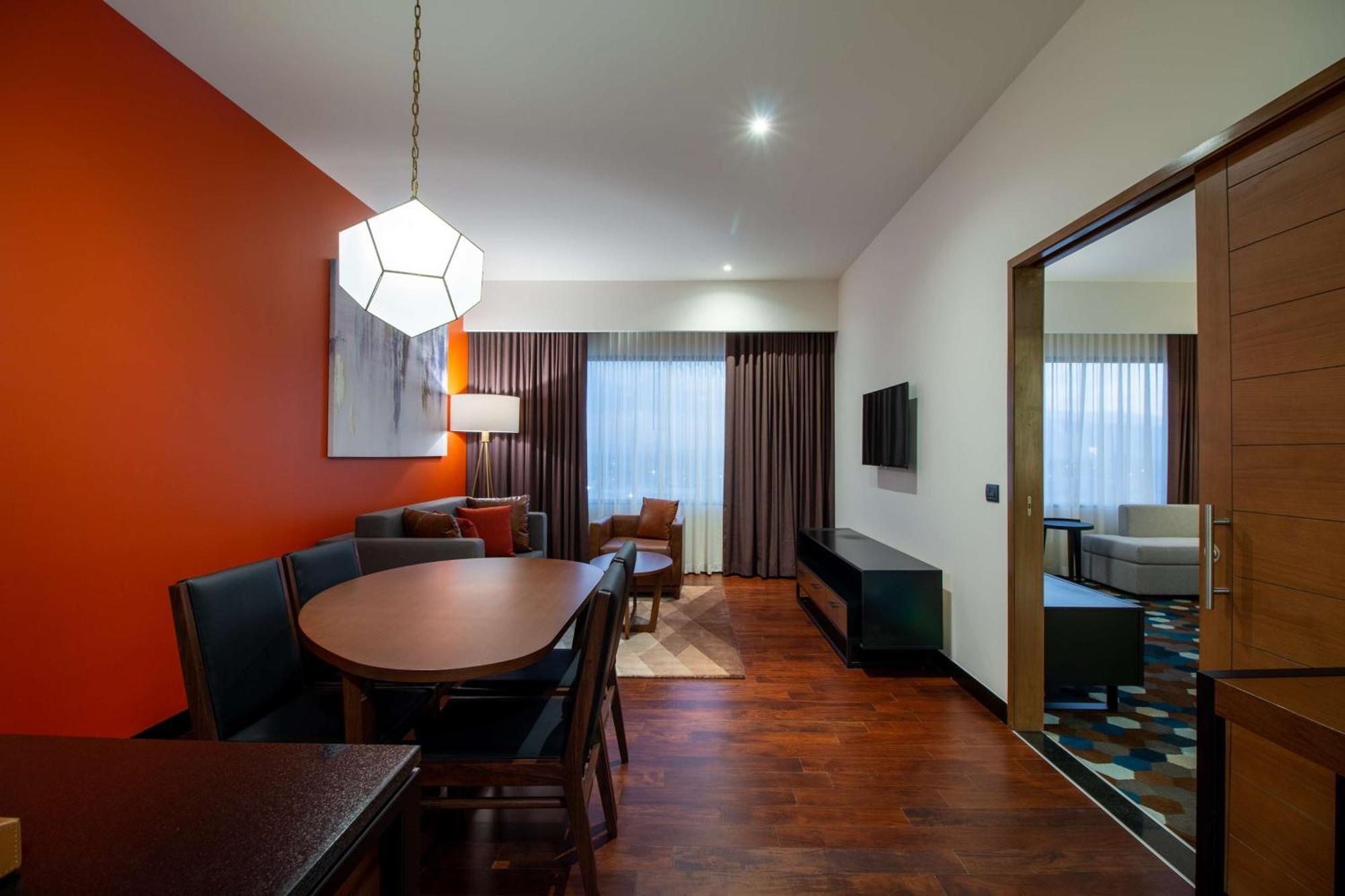 Doubletree By Hilton Celaya Celaya  Eksteriør bilde